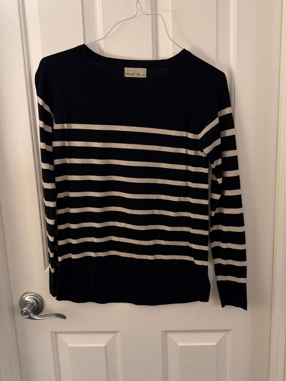 BE COOL Black and White Striped Crew Neck Sweater